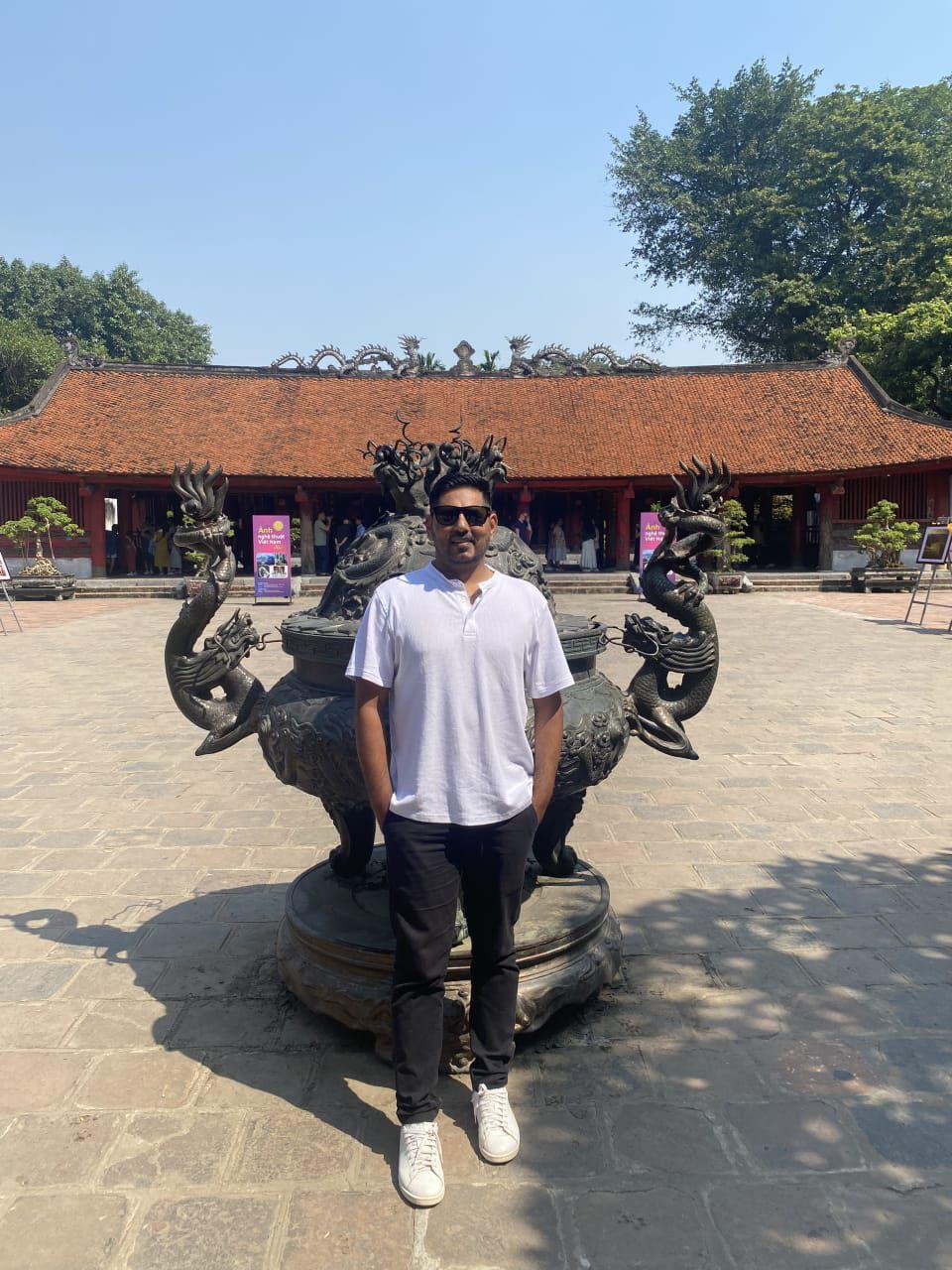 QuickRez Happy Client Vietnam